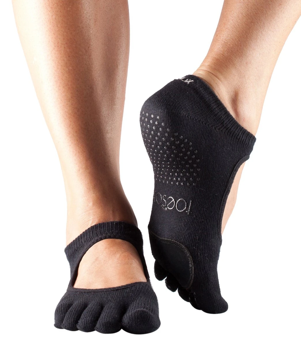 Toesox Plie Full-Toe Yoga & Grip Socks Black - Image 2