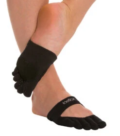 Toesox Releve Full-Toe Yoga Grip Socks Black