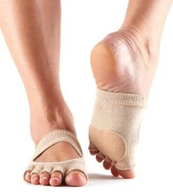 Toesox Releve Half-Toe Yoga Grip Socks Nude