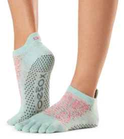 Toesox Low Rise Full-Toe Yoga Grip Socks Playa Stripe