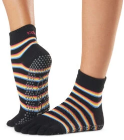 Toesox Ankle Length Full-Toe Yoga Grip Socks Mystique